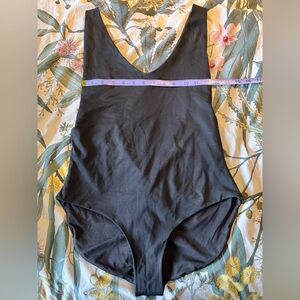 Londre Bodywear Minimalist Black One Piece Bathing Suit XL classic